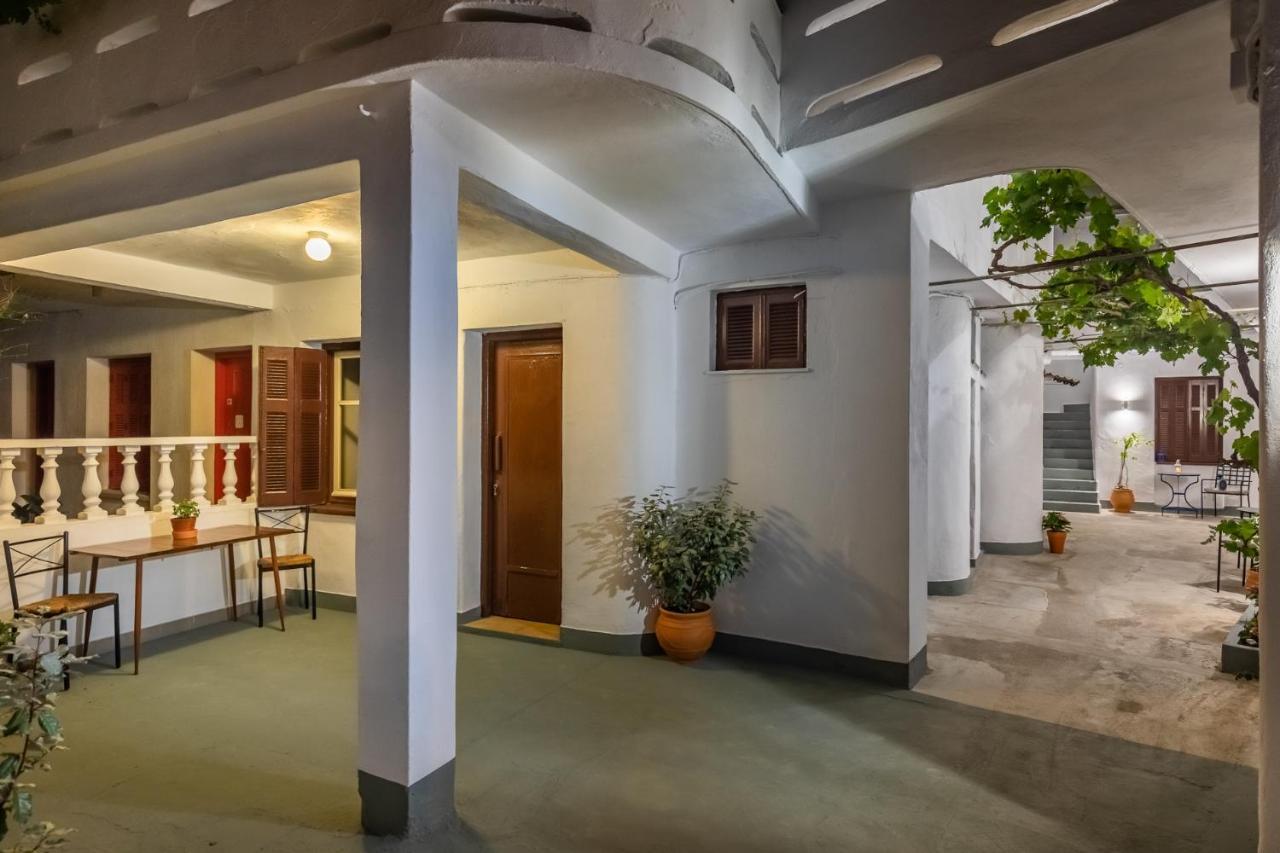 Uncle John'S Guesthouse سكوبيلوس تاون المظهر الخارجي الصورة