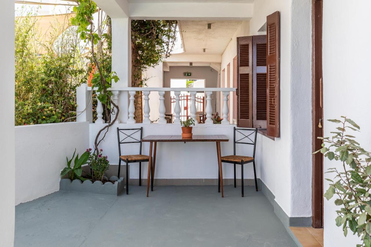 Uncle John'S Guesthouse سكوبيلوس تاون المظهر الخارجي الصورة
